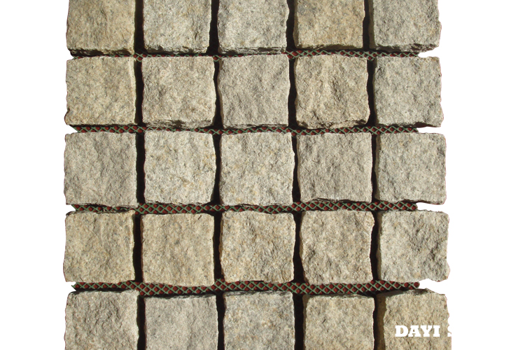 Cubes no Net Yellow Granite G682 Top and 4 sides naturl split bottom sawn 50x50x3cm - Dayi Stone